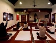 インド アーユルヴェーダ ヨガ コース ヨガトリートメント2