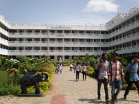 インド留学 univ8