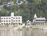 インド アーユルヴェーダ ヨガ コース yoganiketan_2